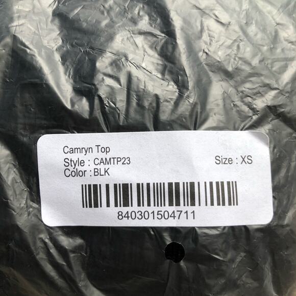 L Space Camryn Top Black Ribbed Sweater Long Sleeve Women's Size Extra Small NWT - Picture 8 of 16